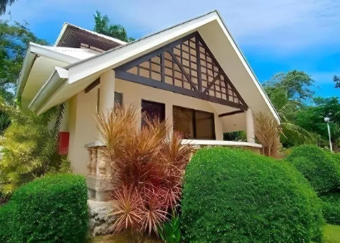 Ogtong Cave Resort 3*