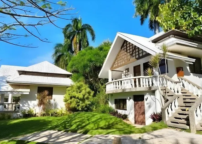 Ogtong Cave Resort 3*